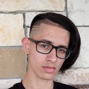 Meet your Posher, Uziel